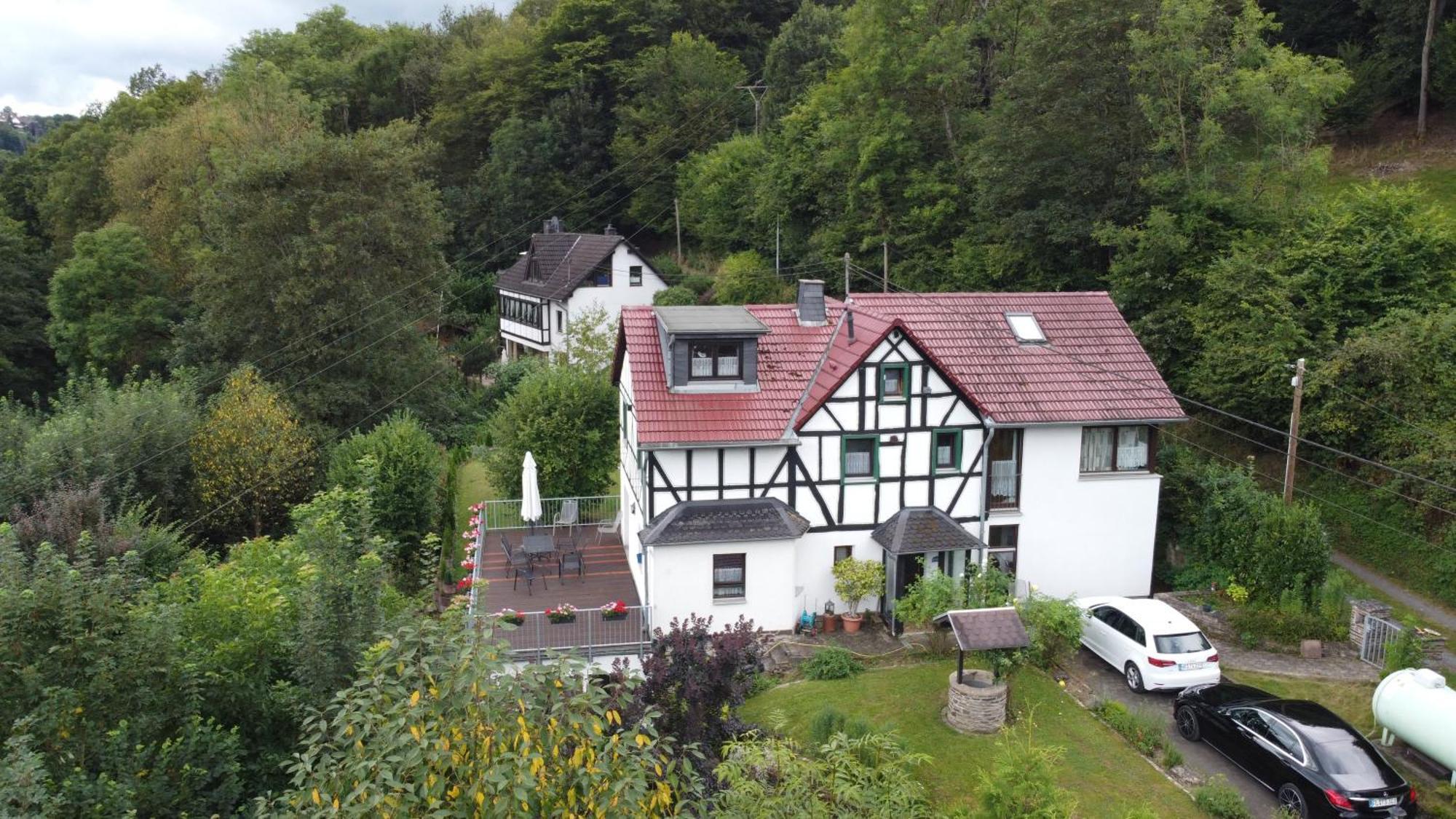 Ferienwohnung Schaefer Waldbreitbach Kültér fotó